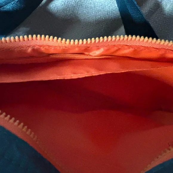 Green Crossbody Bag with Orange Accent (NWOT) - Picture 9 of 11